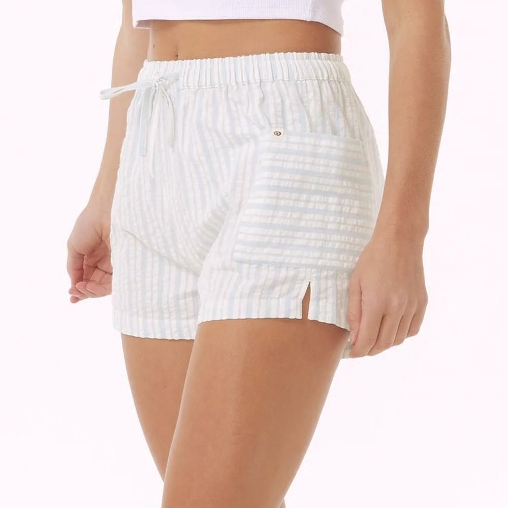 Never worn RIP CURL SUN STRIPE seersucker shorts brandddd newww